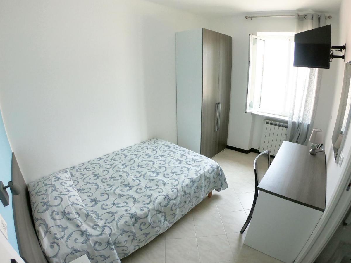 Hotel Aurora Varazze Bagian luar foto