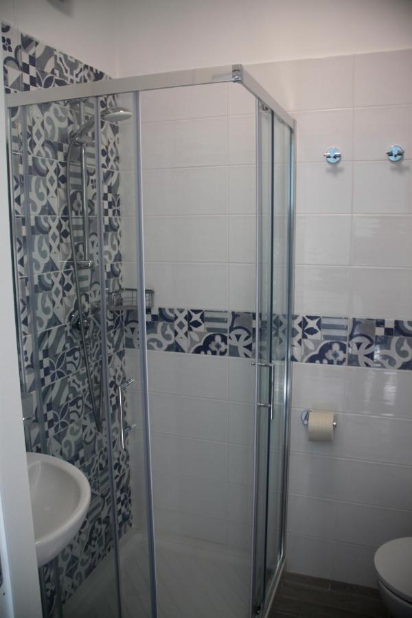 Hotel Aurora Varazze Bagian luar foto