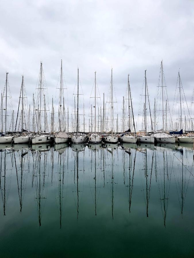 Hotel Aurora Varazze Bagian luar foto