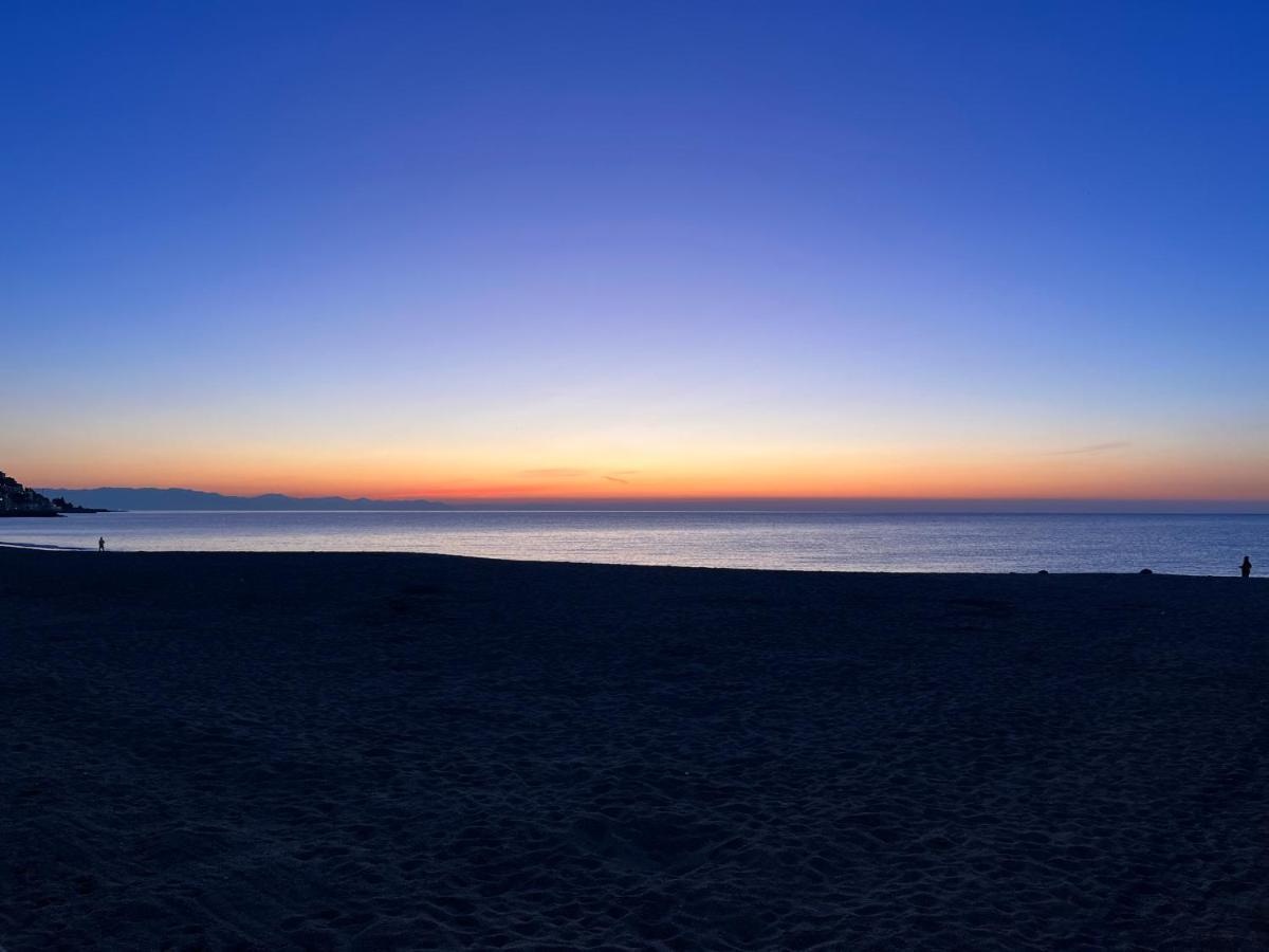 Hotel Aurora Varazze Bagian luar foto
