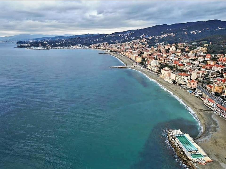 Hotel Aurora Varazze Bagian luar foto